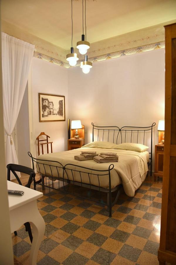Ripa Garden Room And Suite Салерно Екстер'єр фото