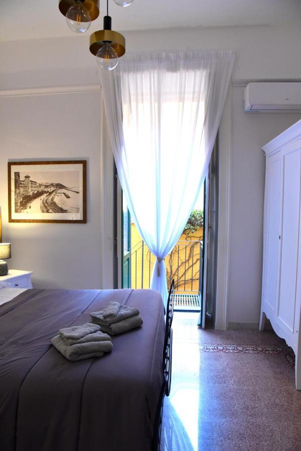 Ripa Garden Room And Suite Салерно Екстер'єр фото